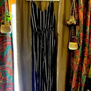 Large Derek Heart Jumpsuit, black and white striped, tie at waist, and pockets!